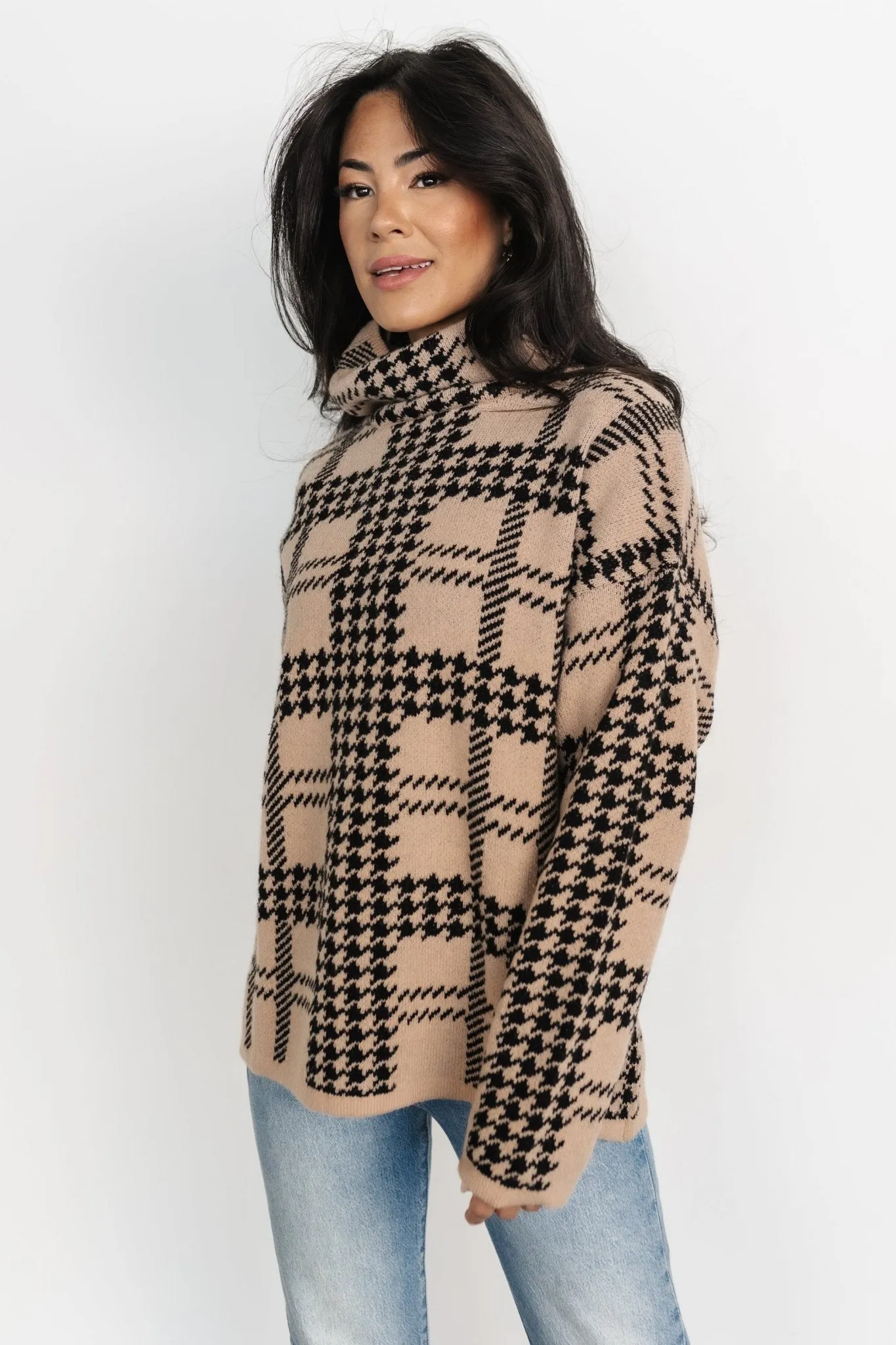 Alexander Turtleneck Sweater | Taupe   Black