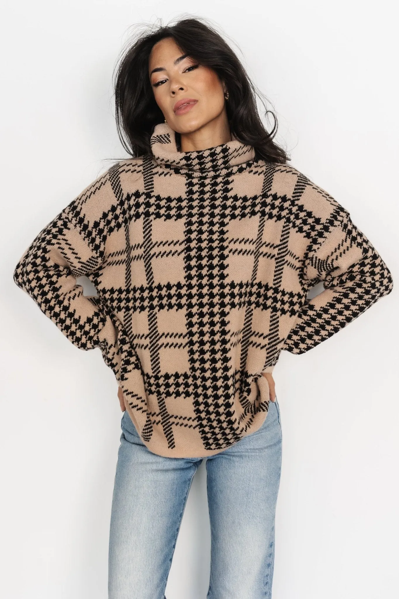Alexander Turtleneck Sweater | Taupe   Black