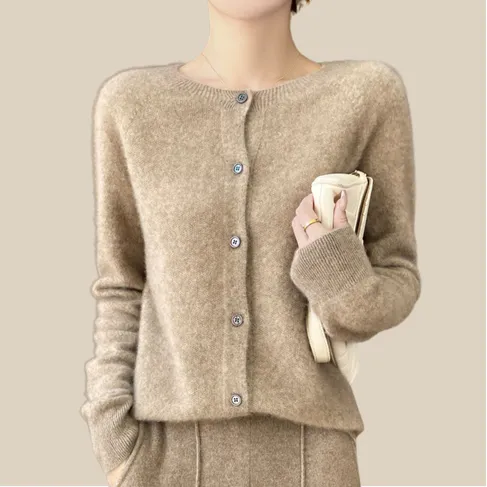Aline - Cozy Knitted Cardigan