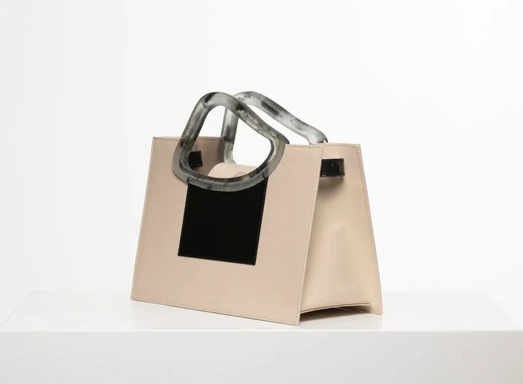 Arp’s Sailent | Beige-Black