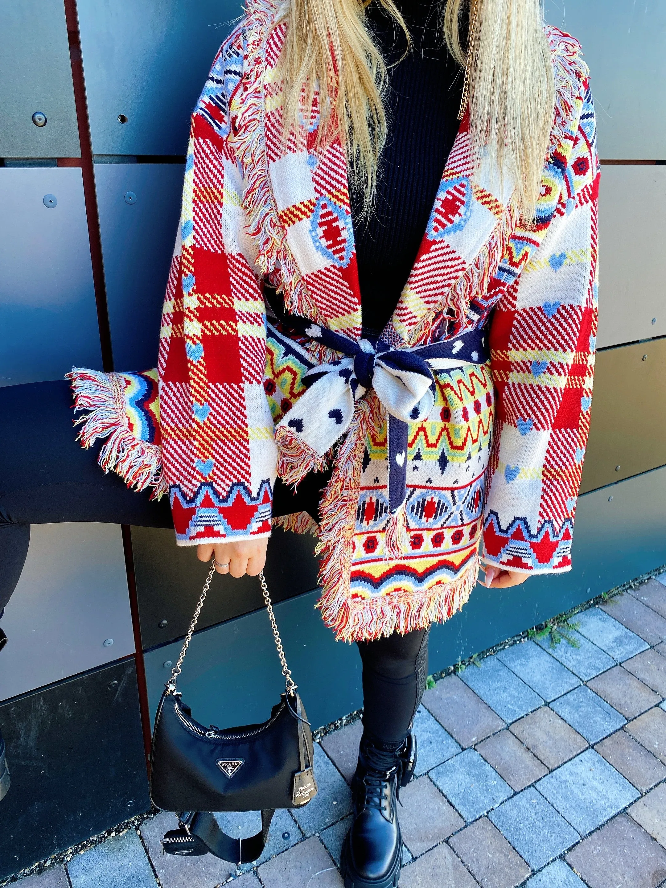 Cardigan frange e cinta con cuori top Quality