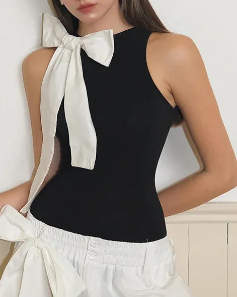 Contrast Color Round Neck Sleeveless Jumpsuit With Bow