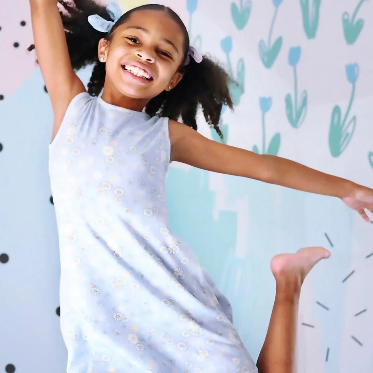 Daisy Bamboo Girls' Sleeveless Dress