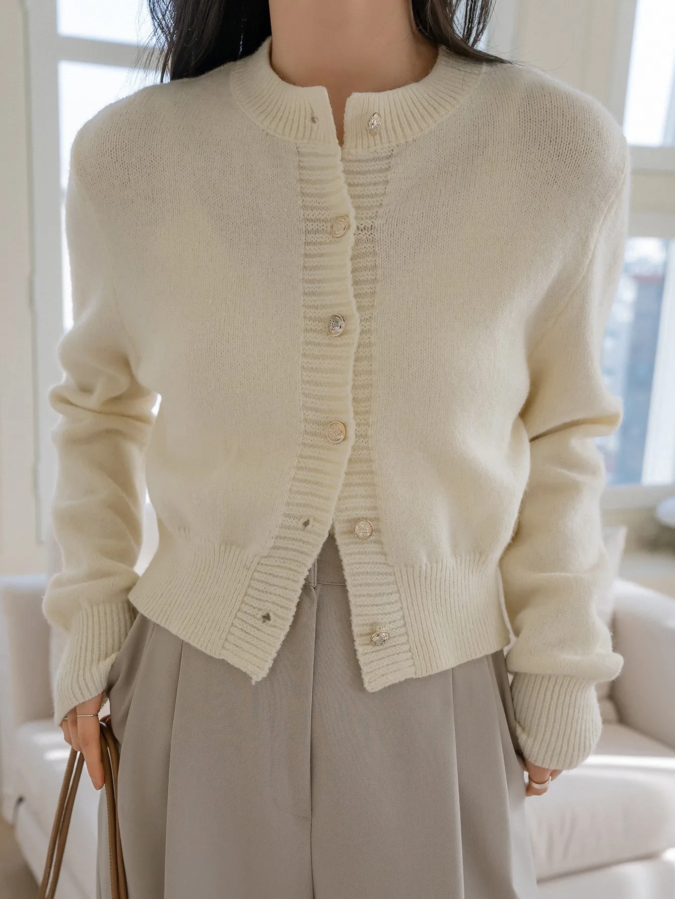 Dazy-Less Solid Button Front Cardigan