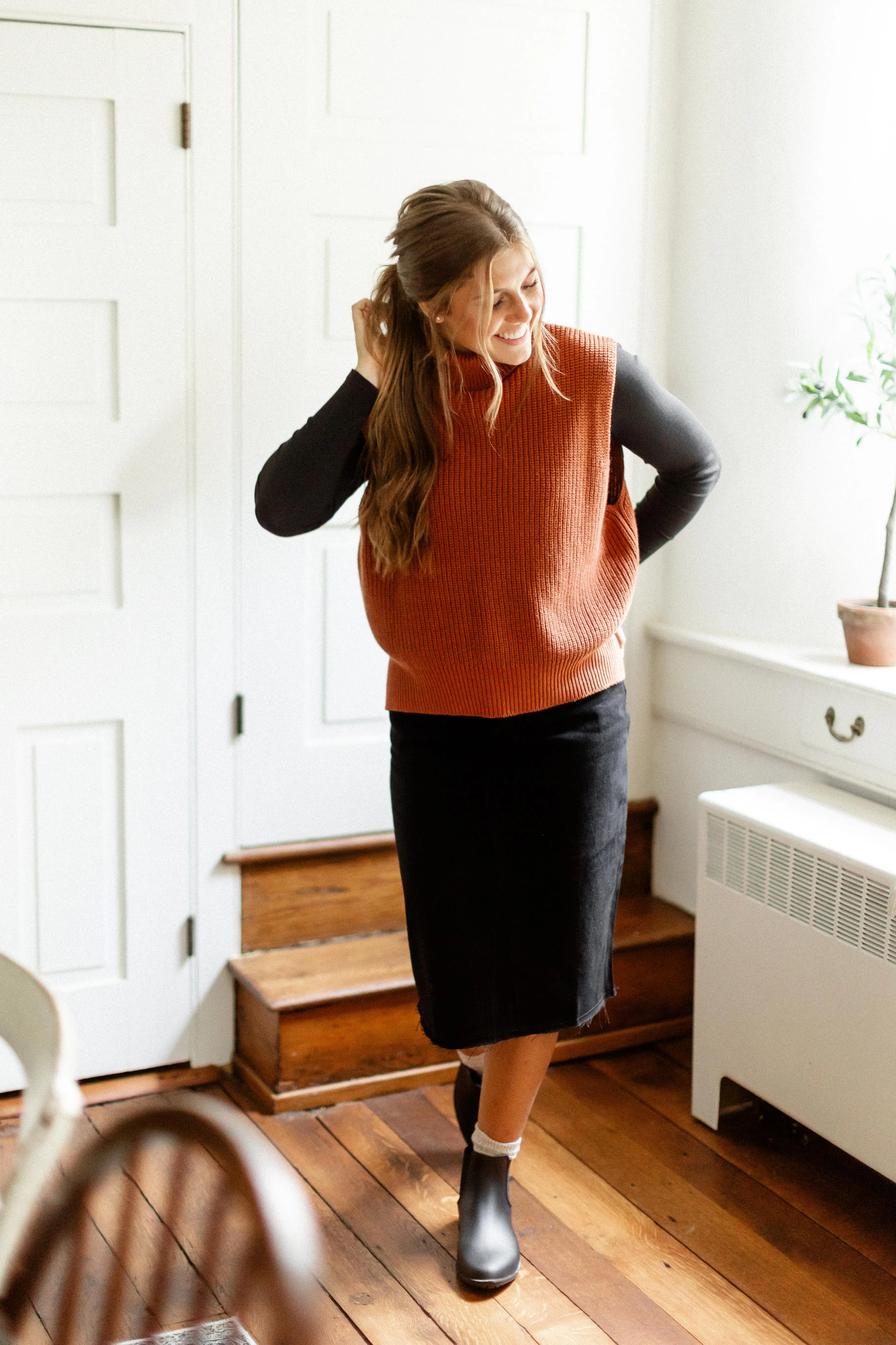 'Kennedy' Rib Knit Turtleneck Sweater Vest in Rust FINAL SALE
