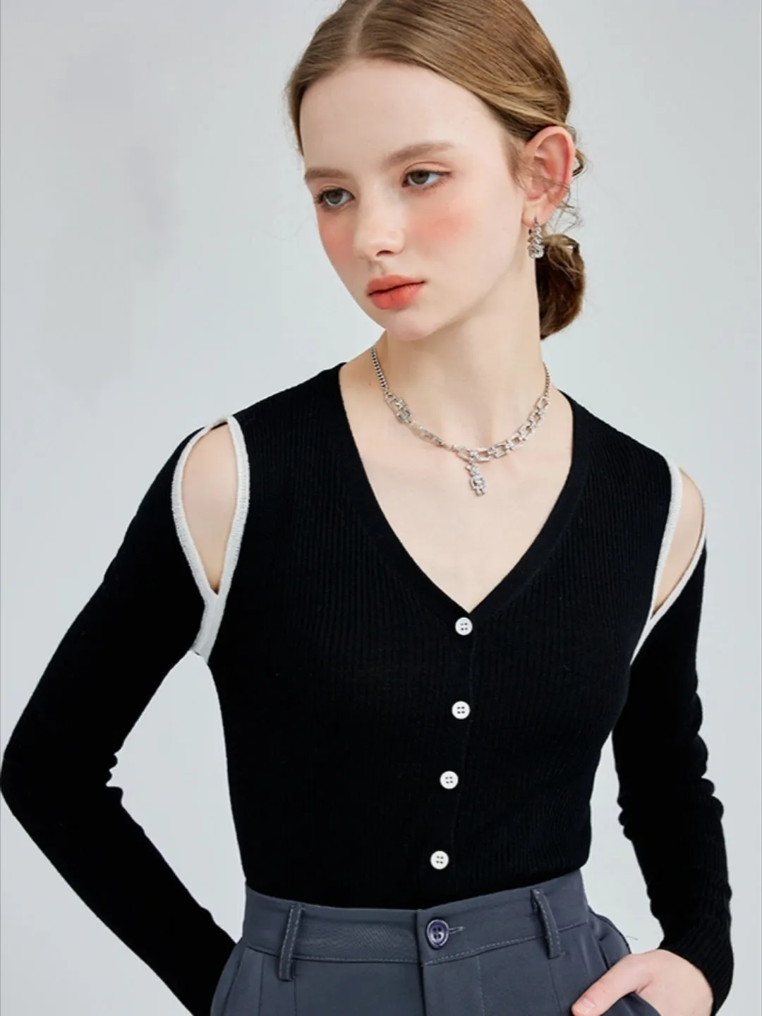 llow Knit Sweater Femininity Slim Slim Single-breasted Thin Off-shoulder Top Trendy
