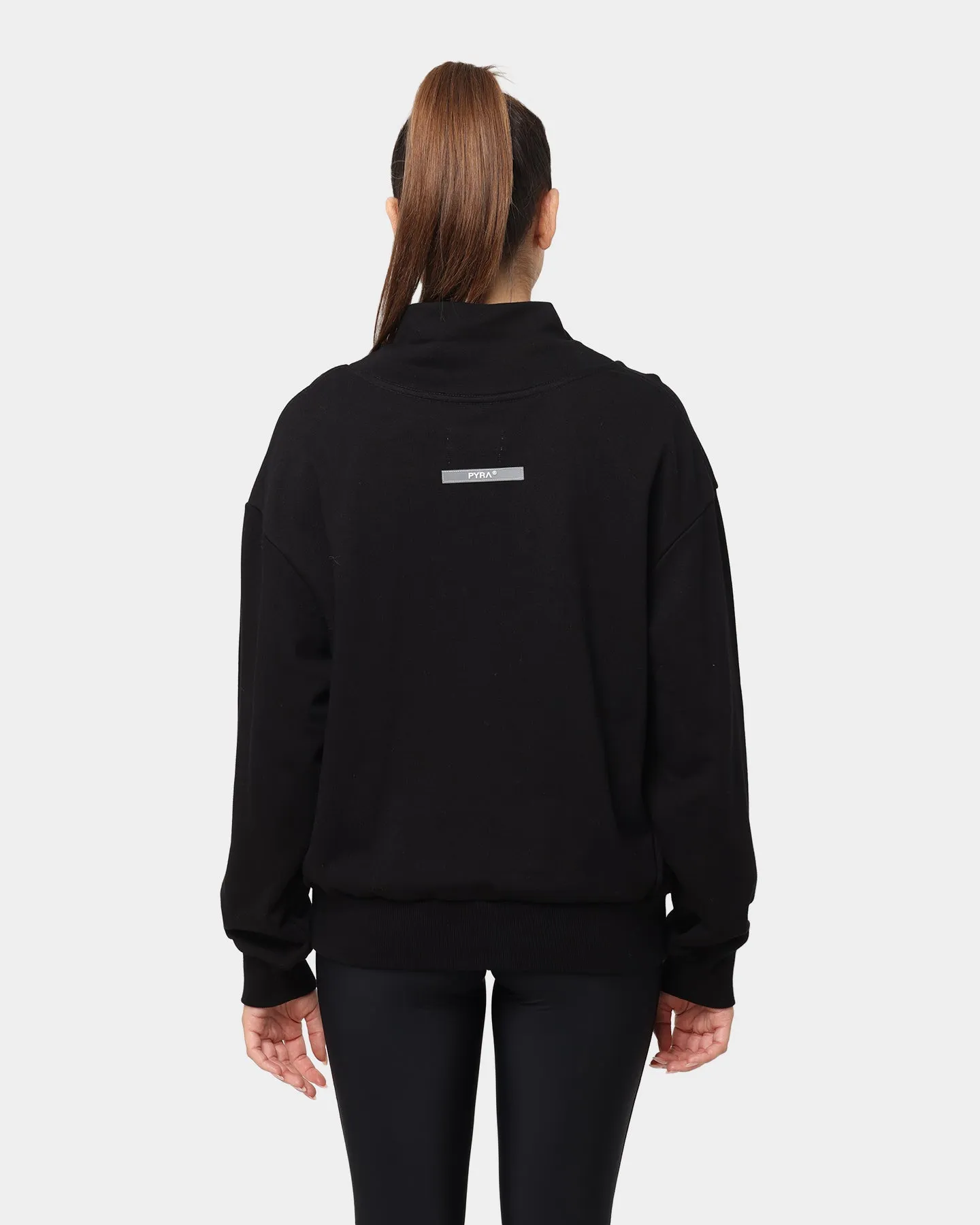 PYRA Women's Oversized Turtleneck Sweater Washed Black