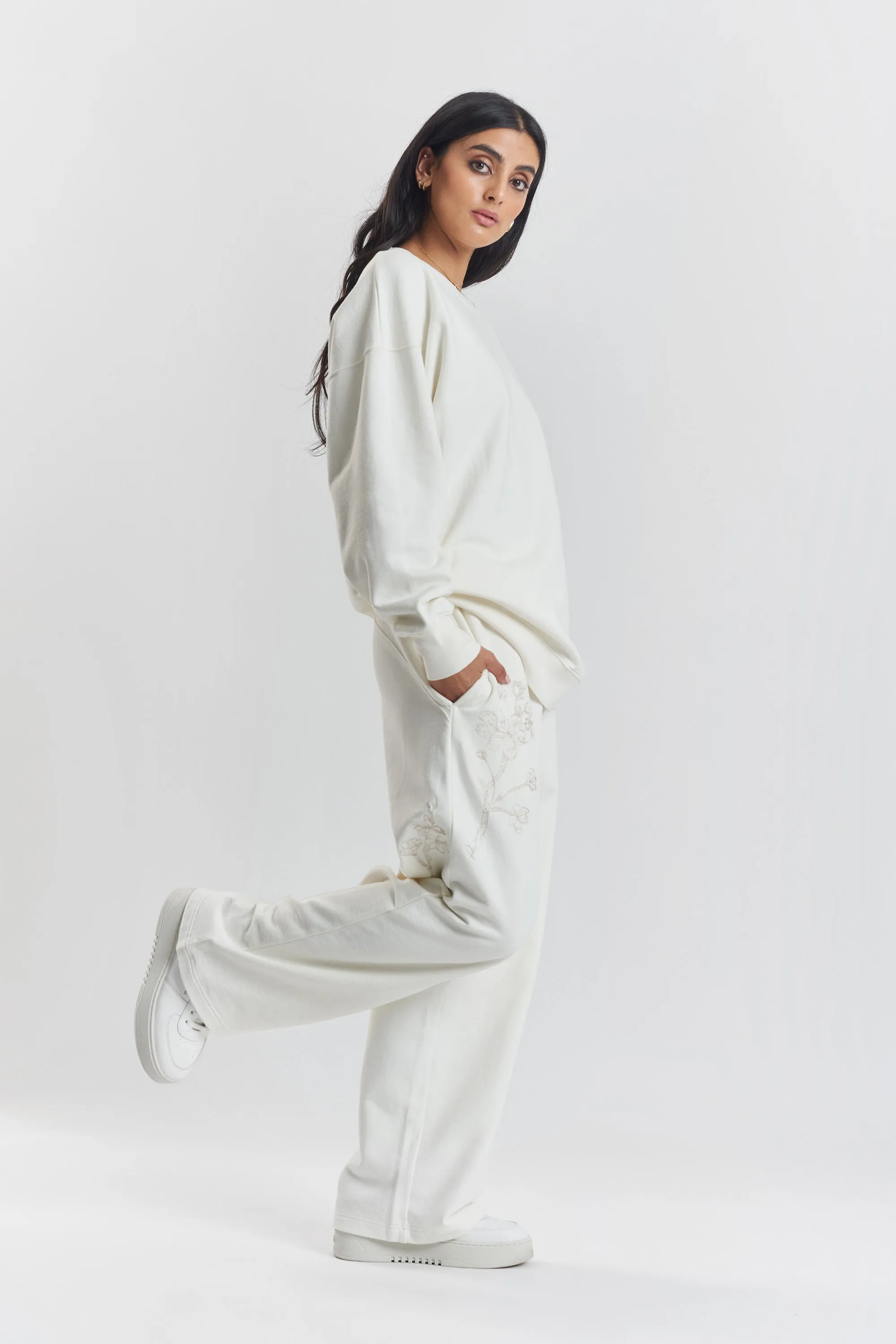 Sitka blossom-embroidered ethical-cotton joggers - Moonlight White